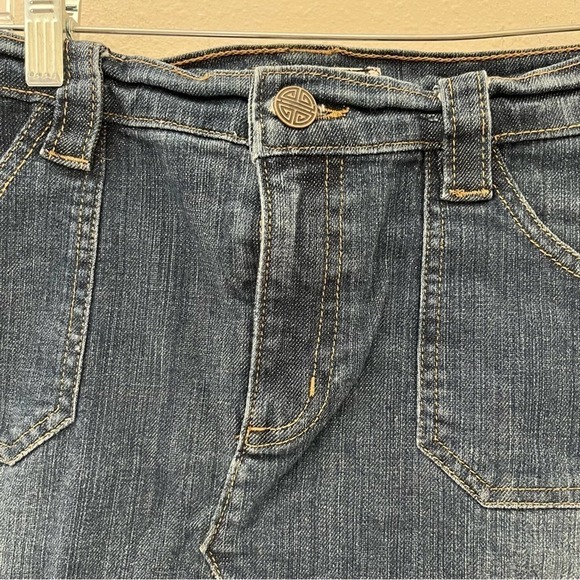 Disney Store Women's Pirates Of The Caribbean At Worlds End Denim Skirt Sz 8 - Picture 6 of 7